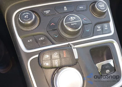 2015 Chrysler 200 C from USA, damaged, VIN 1C3CCCEG1FN686982